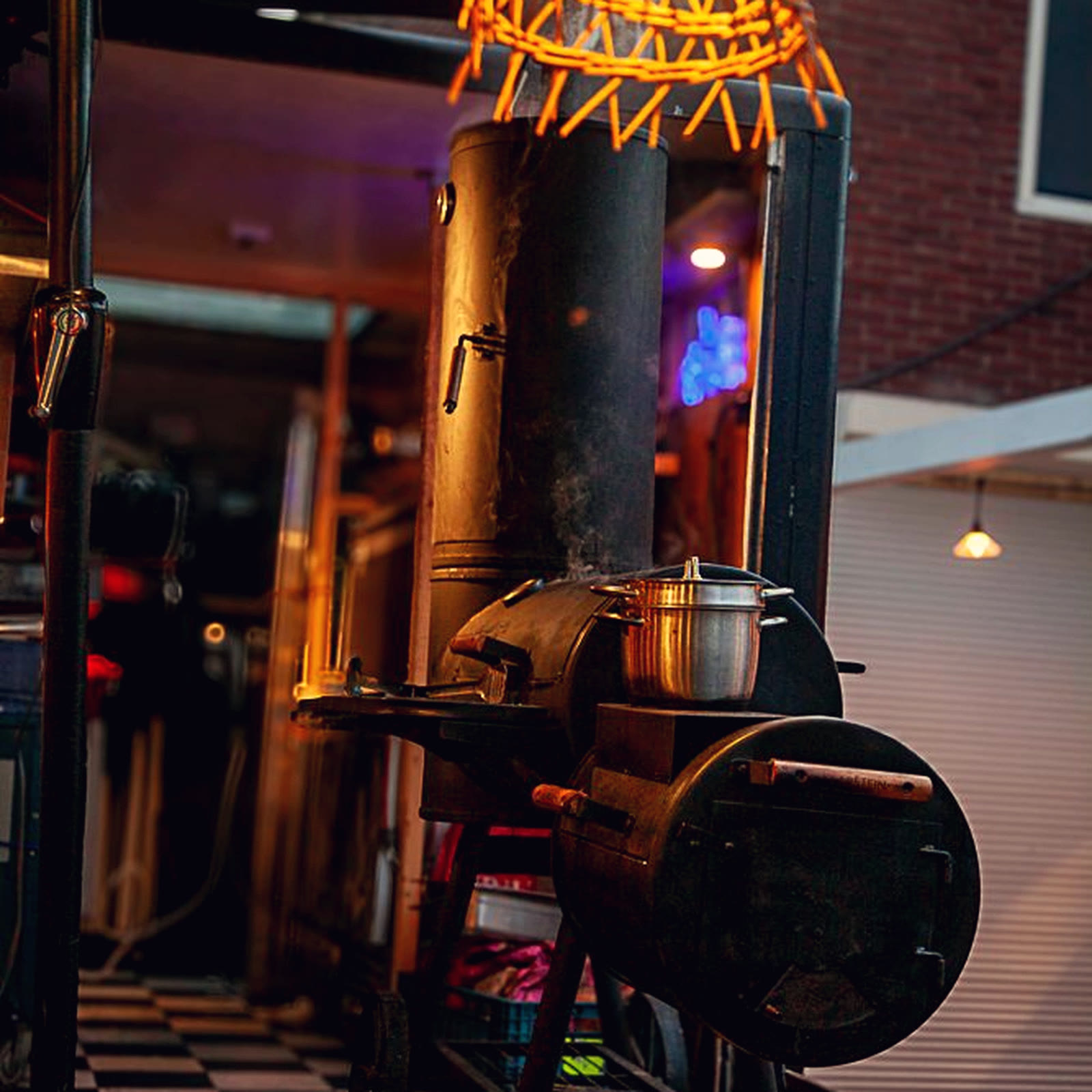 De bar van de foodtruck met tappunten