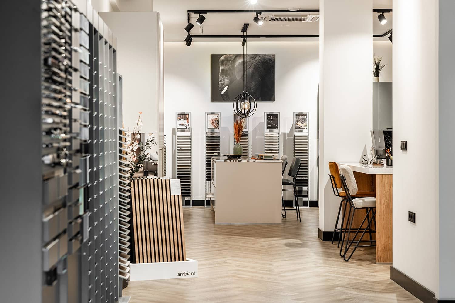 Sfeerbeeld uit de showroom van Planet Keuken