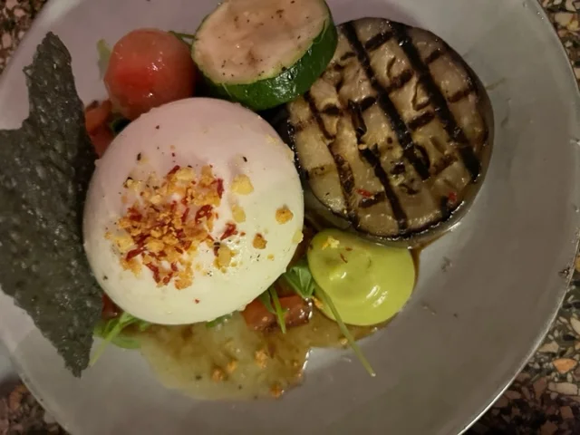 Gerecht geserveerd door Ray's Kitchen