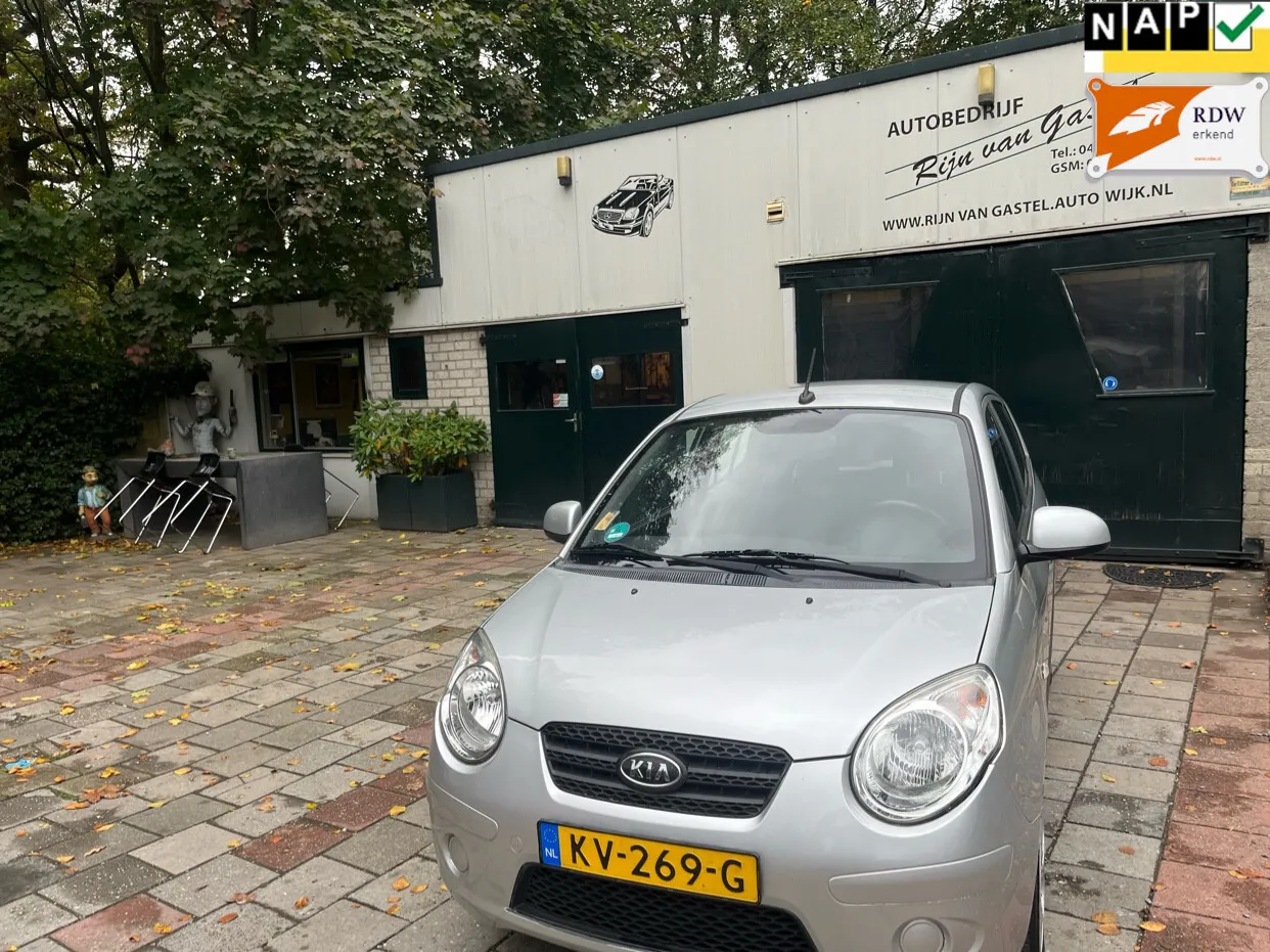 Kia Picanto 1.1 X-clusive met airco uit 2011